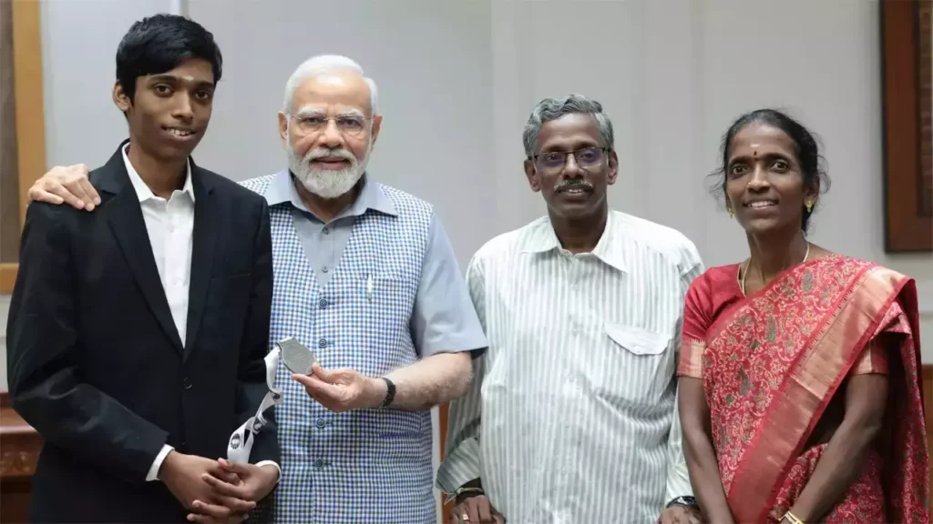 Rameshbabu Praggnanandhaa with Shri Narendra modi