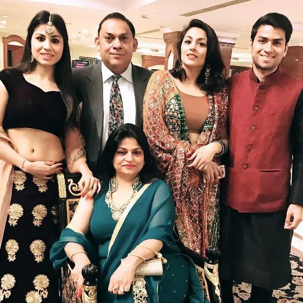 Simran Khosla Family