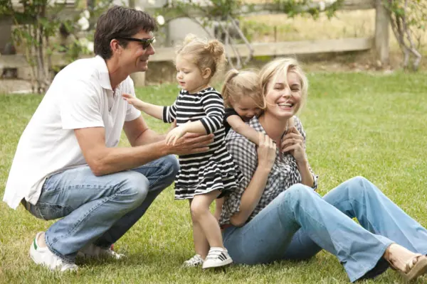 Rebecca Romijn Net Worth: Latest Wealth Estimate, Career, Income Sources, Modeling & More 8 Rebecca Romijn Children