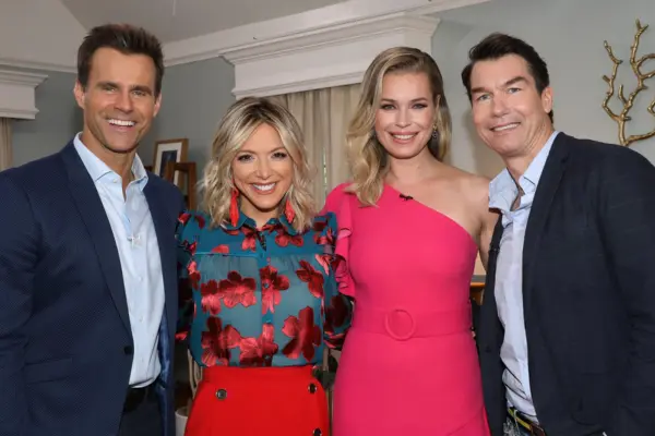 Rebecca Romijn Net Worth: Latest Wealth Estimate, Career, Income Sources, Modeling & More 6 Rebecca Romijn family