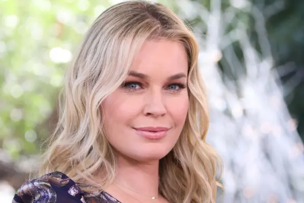 Rebecca Romijn Net Worth: Latest Wealth Estimate, Career, Income Sources, Modeling & More 2 Rebecca Romijn
