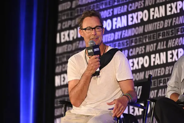 Tom Cavanagh Bio: Early Life, Career and Social Media