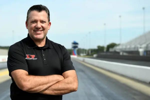 Tony Stewart Bio: Early Life, Career and Social Media
