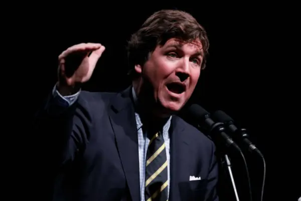 Tucker Carlson Net Worth 2025 (Forbes): Salary, Assets & Inheritance 2 Tucker Carlson Bio: Early Life, Career and Social Media