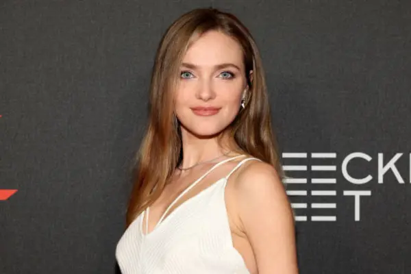 Vlada Roslyakova Net Worth 2025: Modeling Career, Income & Assets 4 Vlada Roslyakova Career