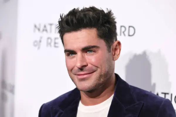 Zac Efron Net Worth 2025 – Annual Income & Biography 3 Zac Efron Early Life