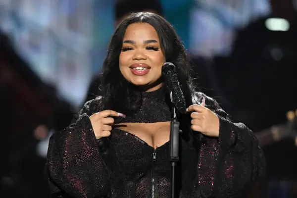 Zoe Wees Net Worth 2025: How Much the Singer Really Earns 5 Zoe Wees Career